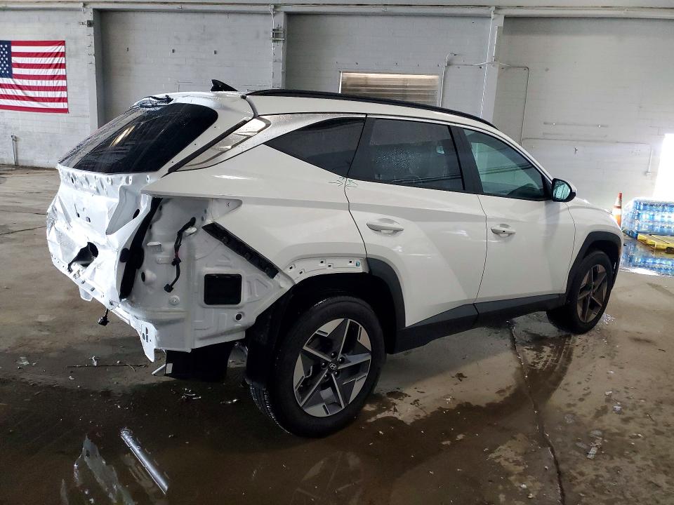 Photo 3 from auction – 2026 HYUNDAI TUCSON with VIN 5NMJBCDE0TH607624