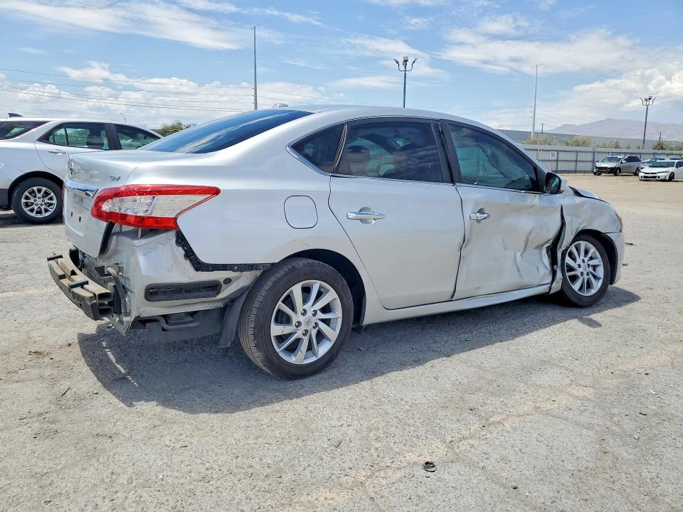 Photo 3 from auction – 2015 NISSAN SENTRA with VIN 3N1AB7AP0FY340415