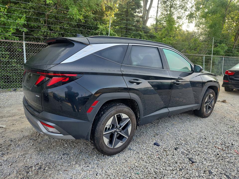 Photo 3 from auction – 2026 HYUNDAI TUCSON with VIN 5NMJBCDE8TH675332