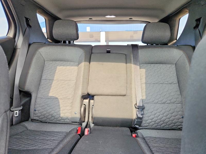 Photo 10 from auction – 2018 CHEVROLET EQUINOX with VIN 3GNAXJEV8JS513167
