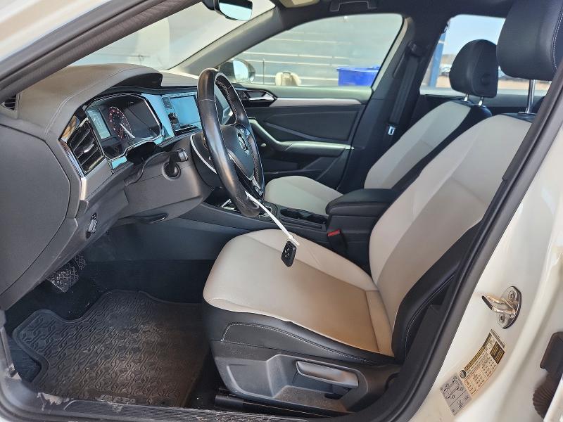 Photo 7 from auction – 2020 VOLKSWAGEN JETTA with VIN 3VWCB7BUXLM005396