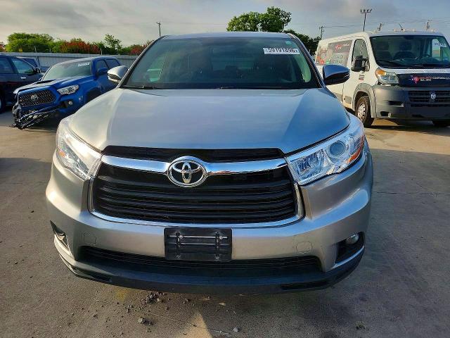 Photo 5 from auction – 2015 TOYOTA HIGHLANDER with VIN 5TDZKRFHXFS087379