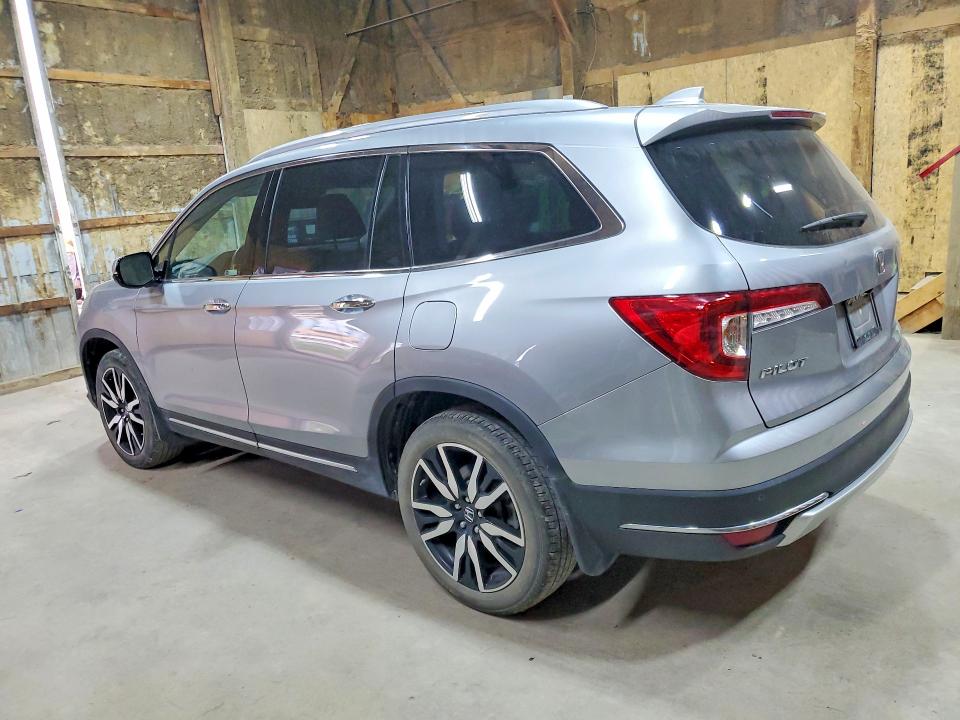 Photo 2 from auction – 2022 HONDA PILOT with VIN 5FNYF6H03NB098572
