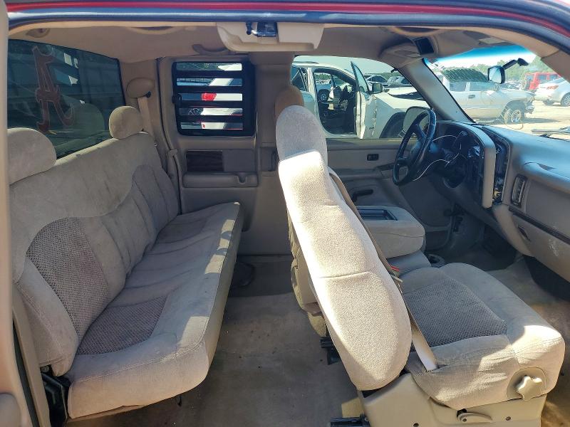 Photo 10 from auction – 2001 CHEVROLET SILVERADO with VIN 2GCEC19V711152056