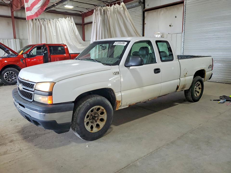 CHEVROLET SILVERADO 2006 with VIN 1GCEK19B56E168626 - Photo from auction