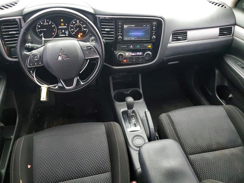 Photo 8 from auction – 2016 MITSUBISHI OUTLANDER with VIN JA4AD3A34GZ009755