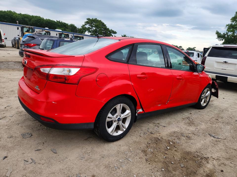 Photo 3 from auction – 2014 FORD FOCUS with VIN 1FADP3F24EL233723