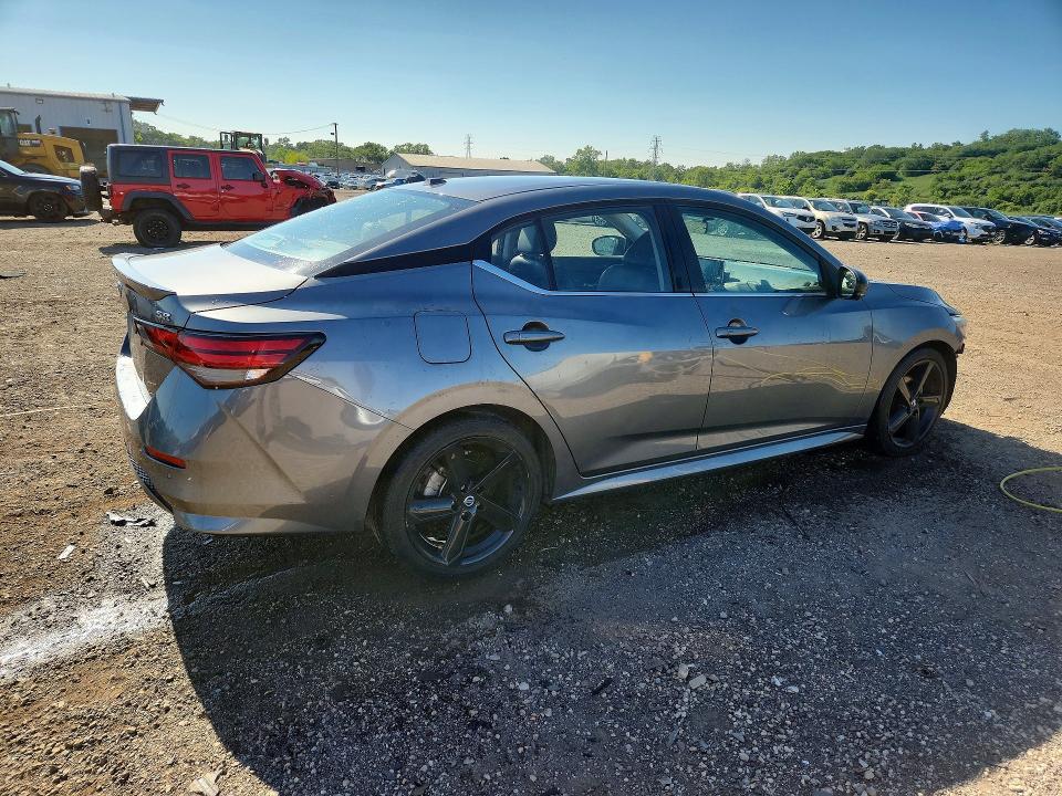 Photo 3 from auction – 2022 NISSAN SENTRA with VIN 3N1AB8DV2NY305809