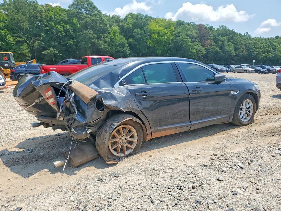 Photo 3 from auction – 2013 FORD TAURUS with VIN 1FAHP2D85DG162431