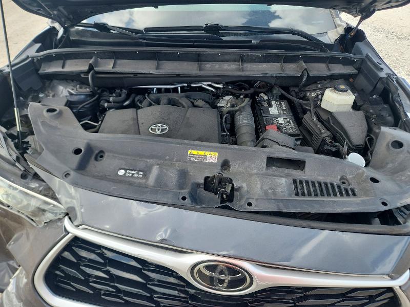 Photo 12 from auction – 2021 TOYOTA HIGHLANDER with VIN 5TDCZRAH4MS517459