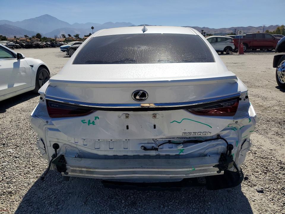 Zdjęcie 6 z aukcji – 2025 LEXUS ES 300H z VIN 58ADA1C16SU070837