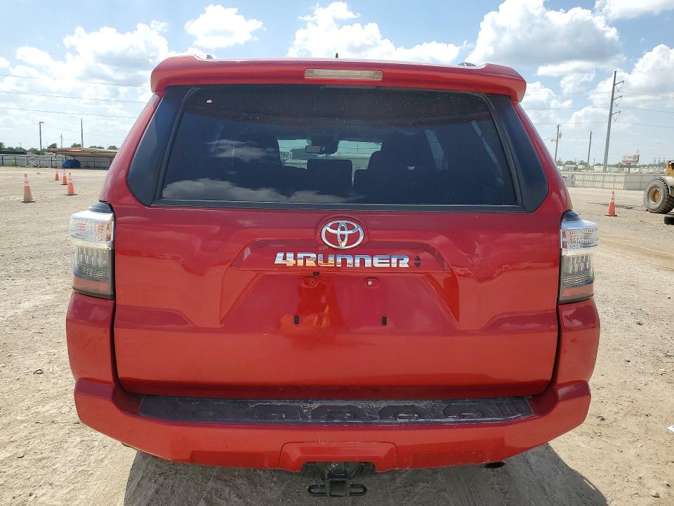 Photo 6 from auction – 2024 TOYOTA 4RUNNER with VIN JTEMU5JR4R6281838