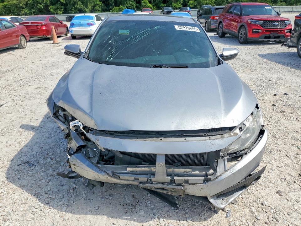 Photo 5 from auction – 2017 HONDA CIVIC with VIN 2HGFC3B79HH352922