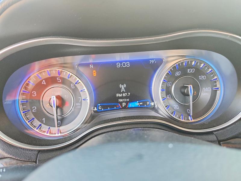 Photo 9 from auction – 2019 CHRYSLER 300 with VIN 2C3CCAEG4KH585670