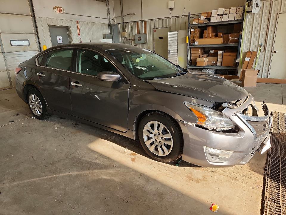 Photo 4 from auction – 2015 NISSAN ALTIMA with VIN 1N4AL3AP7FN876509