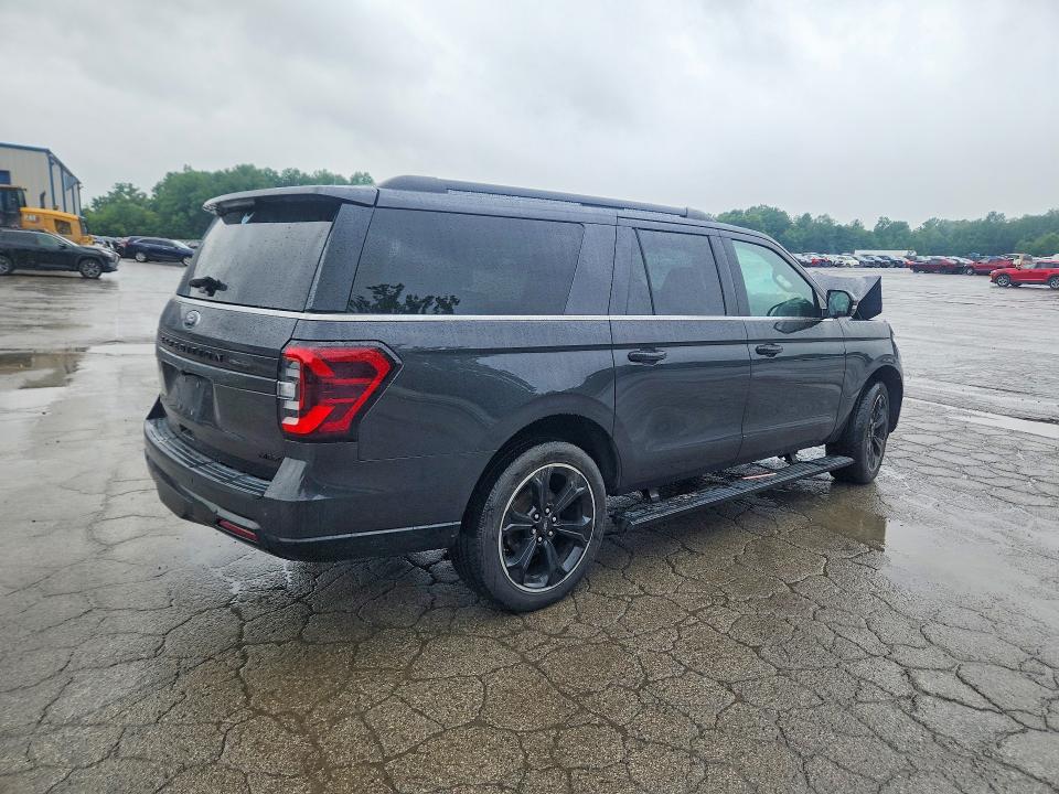 Photo 3 from auction – 2022 FORD EXPEDITION with VIN 1FMJK2AT8NEA47592