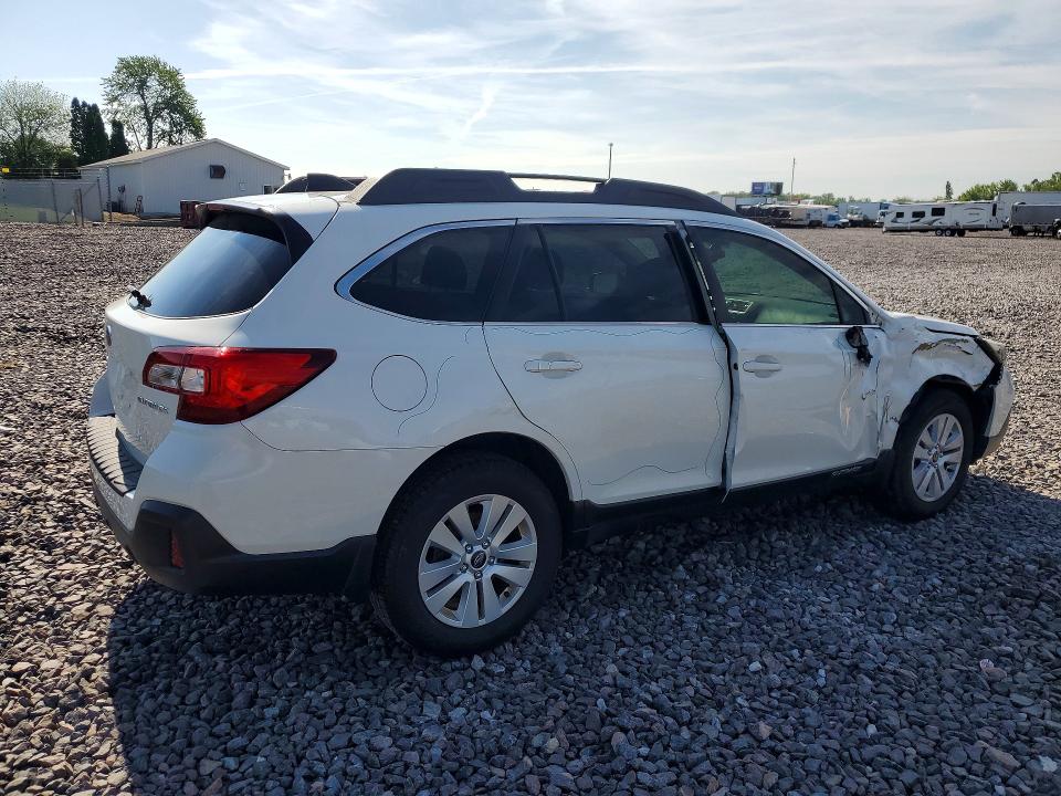 Photo 3 from auction – 2018 SUBARU OUTBACK with VIN 4S4BSAFC2J3339011