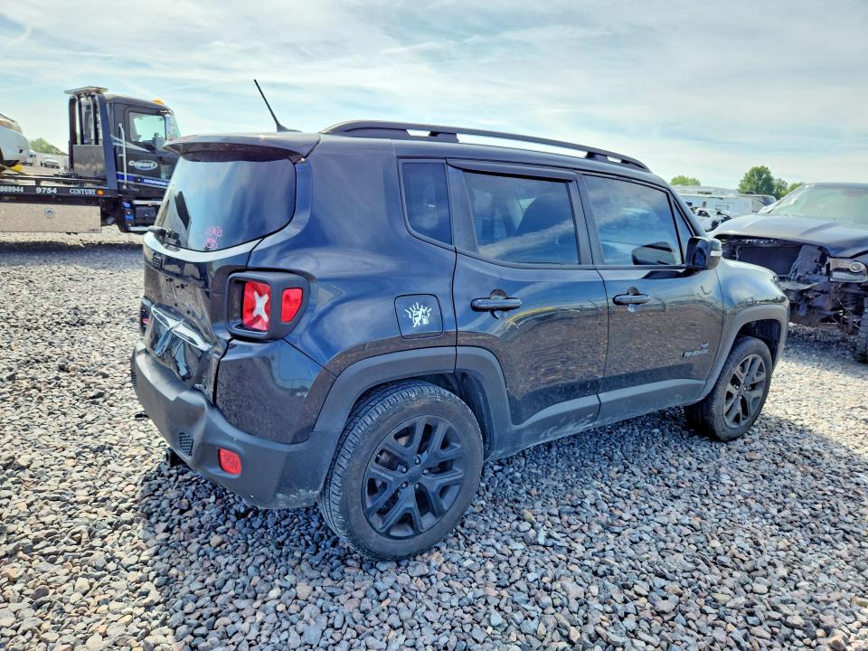 Photo 3 from auction – 2016 JEEP RENEGADE with VIN ZACCJBBT1GPD04584