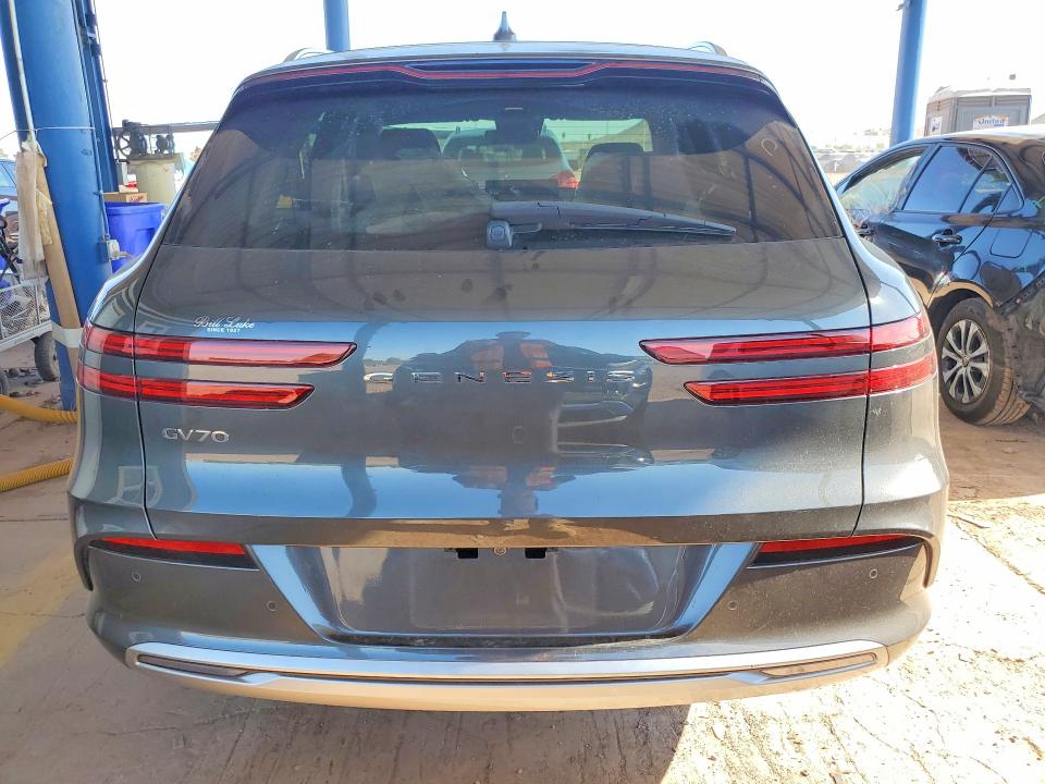 Photo 6 from auction – 2024 GENESIS ELECTRIFIED GV70 with VIN 5NMMCET18RH003588