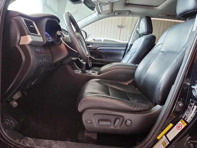 Photo 7 from auction – 2018 TOYOTA HIGHLANDER with VIN 5TDYZRFH5JS270253