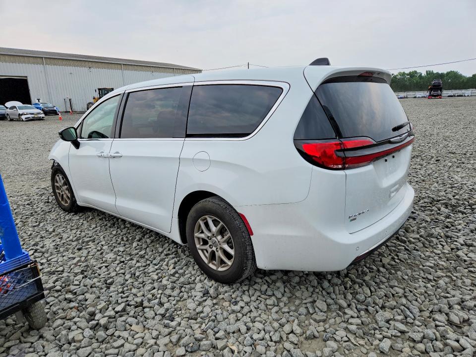 Photo 2 from auction – 2024 CHRYSLER PACIFICA with VIN 2C4RC1BG0RR119975