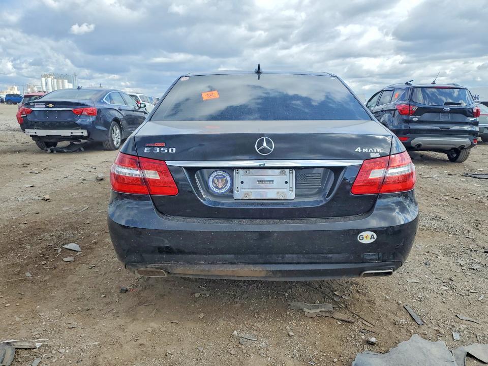 Photo 6 from auction – 2010 MERCEDES-BENZ E with VIN WDDHF8HB1AA099788