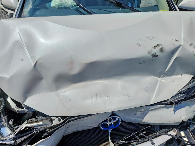 Photo 11 from auction – 2016 TOYOTA PRIUS with VIN JTDKBRFUXG3012165