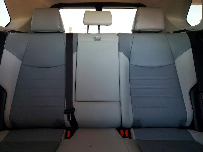 Photo 10 from auction – 2019 TOYOTA RAV4 with VIN JTMY1RFV2KD506867