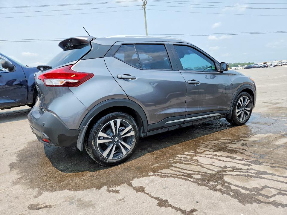 Photo 3 from auction – 2020 NISSAN KICKS with VIN 3N1CP5DV4LL544068
