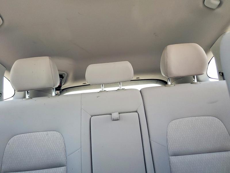 Photo 10 from auction – 2018 HYUNDAI TUCSON with VIN KM8J23A43JU752265