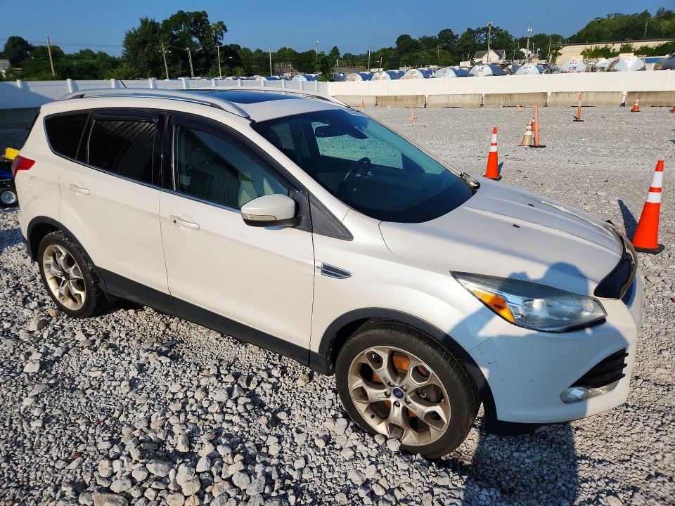 Photo 4 from auction – 2014 FORD ESCAPE with VIN 1FMCU9JX4EUA91111