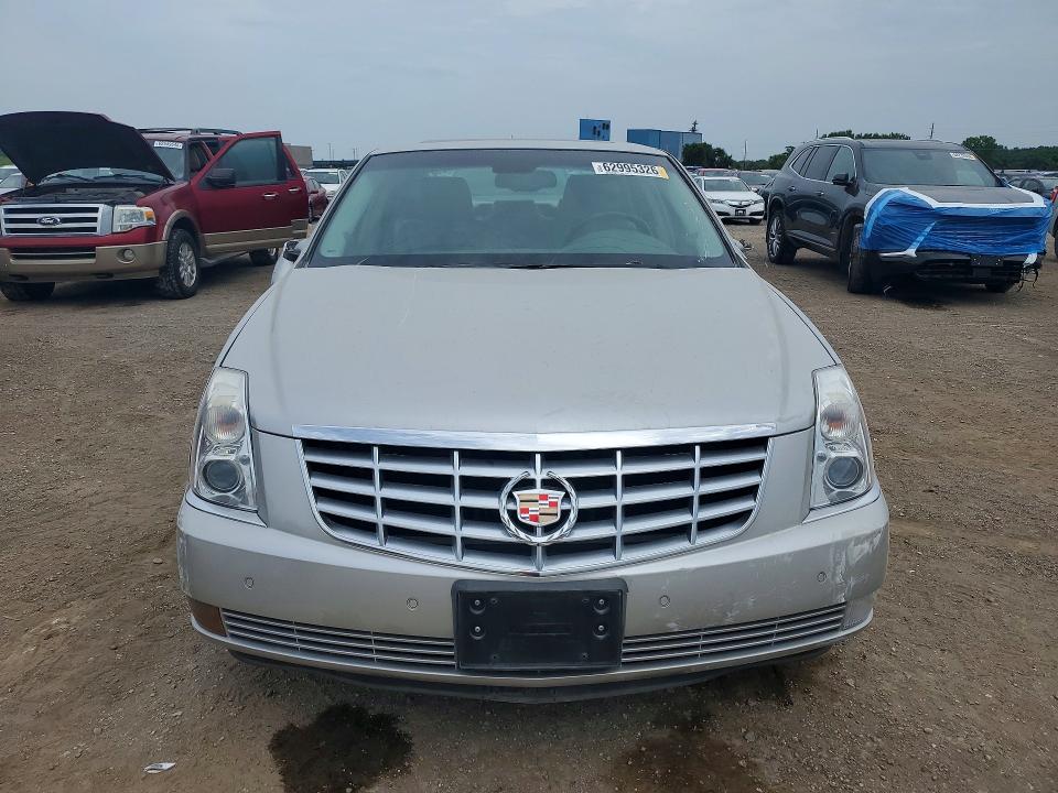 Photo 5 from auction – 2007 CADILLAC DTS with VIN 1G6KD57927U233186