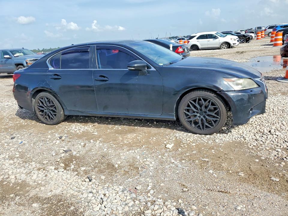 Photo 4 from auction – 2013 LEXUS GS with VIN JTHCE1BLXD5014880