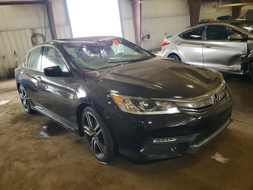 Photo 4 from auction – 2016 HONDA ACCORD with VIN 1HGCR2F57GA129375