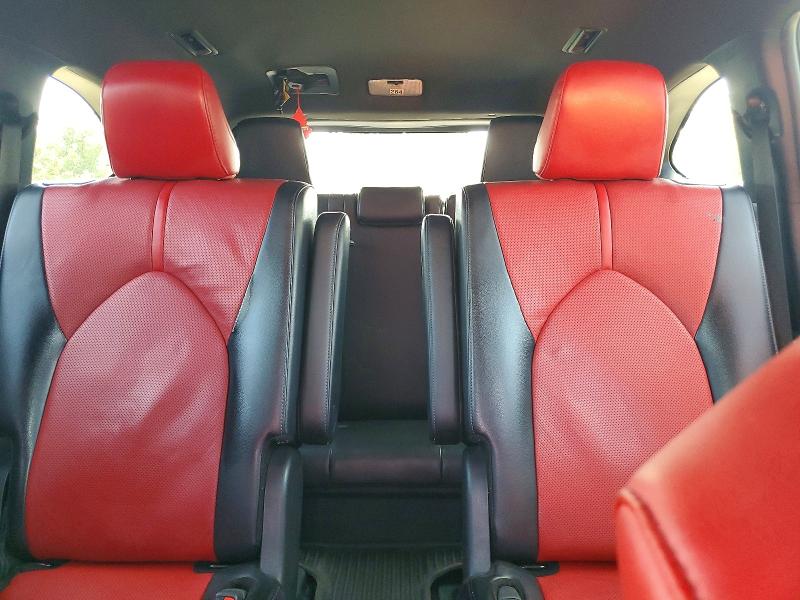 Photo 10 from auction – 2024 TOYOTA HIGHLANDER with VIN 5TDKDRBH2RS533806
