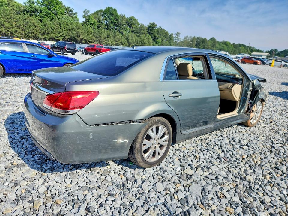 Photo 3 from auction – 2011 TOYOTA AVALON with VIN 4T1BK3DB6BU386950
