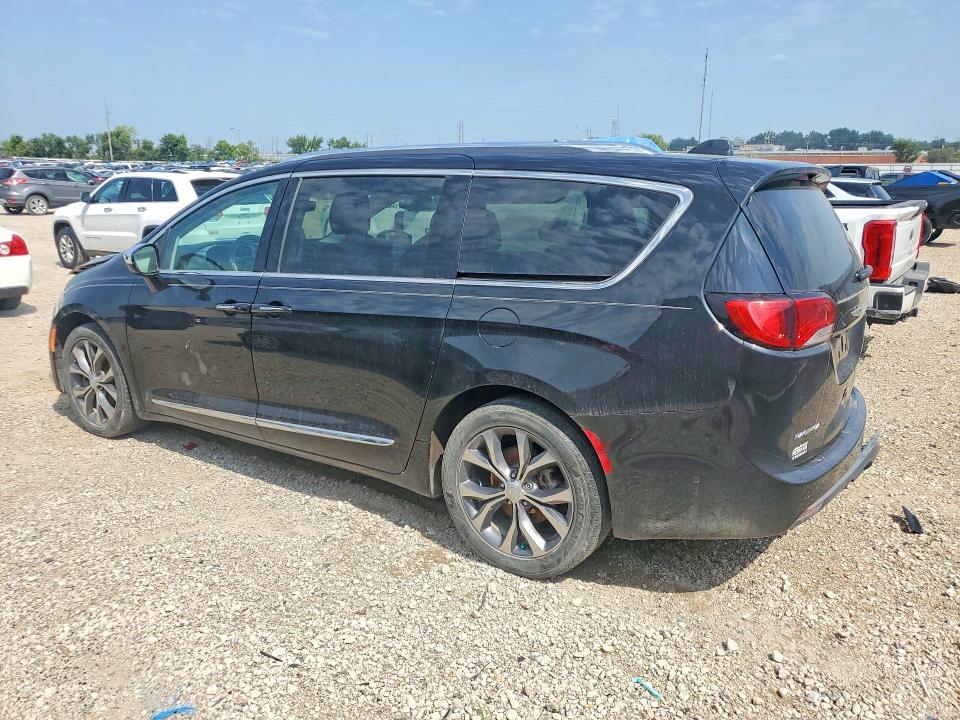 Photo 2 from auction – 2017 CHRYSLER PACIFICA with VIN 2C4RC1GG5HR670412