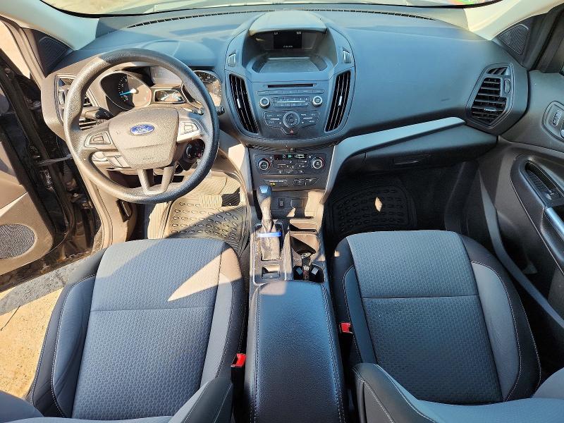 Photo 8 from auction – 2017 FORD ESCAPE with VIN 1FMCU0GD4HUB00273