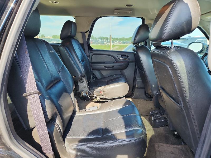 Photo 11 from auction – 2013 CHEVROLET TAHOE with VIN 1GNSCBE05DR210798