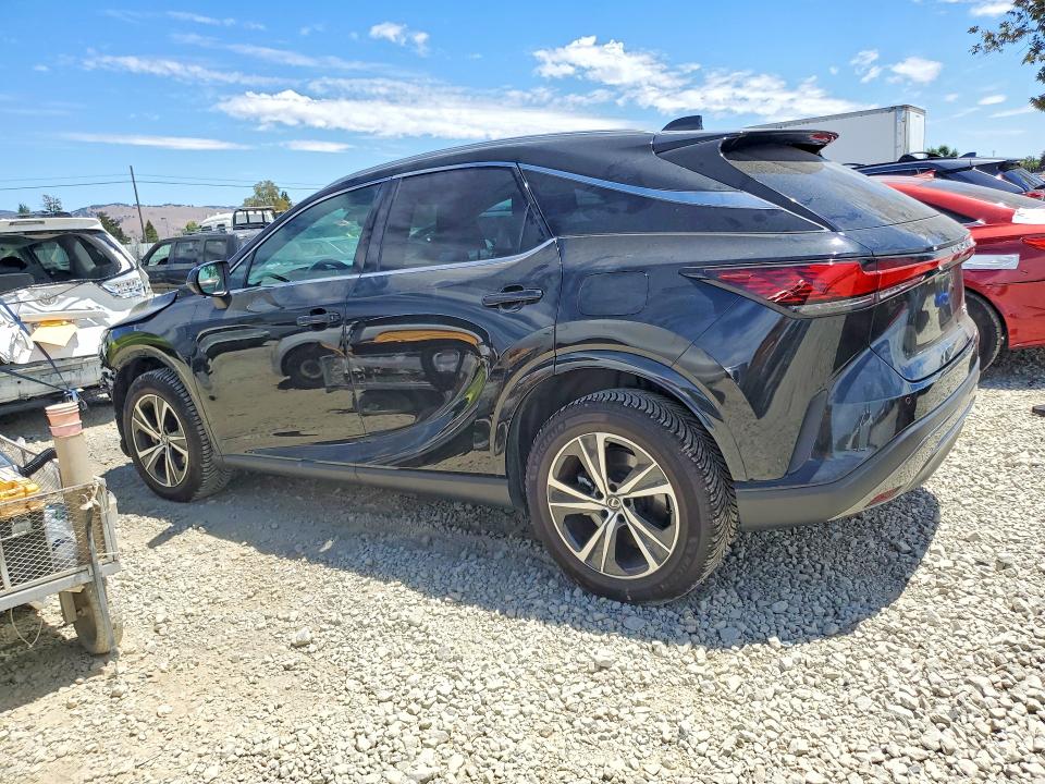 Photo 2 from auction – 2023 LEXUS RX 350 with VIN 2T2BAMCA0PC007673