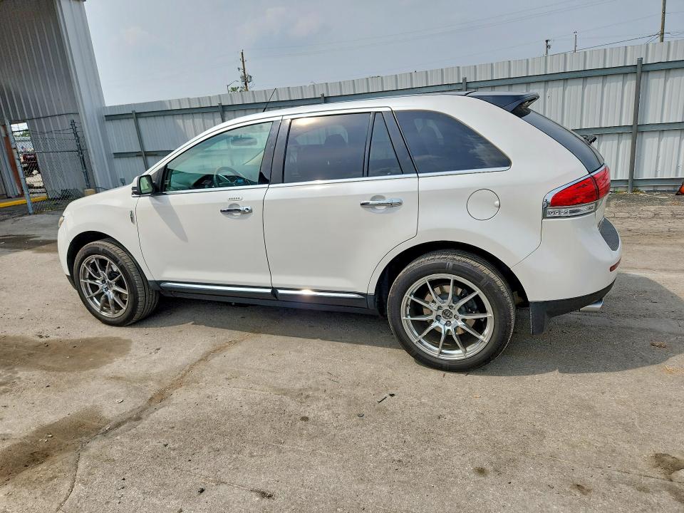 Photo 2 from auction – 2015 LINCOLN MKX with VIN 2LMDJ8JK1FBL33599