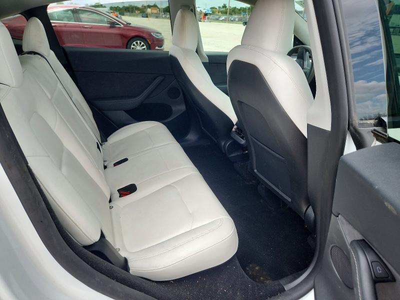 Foto 11 de la subasta – 2024 TESLA MODEL Y con VIN 7SAYGDEF9RF040825