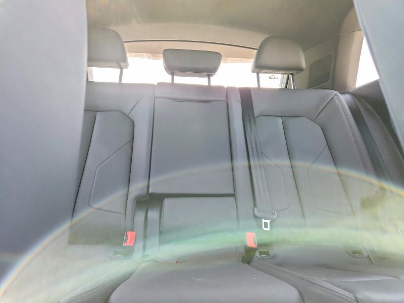 Photo 10 from auction – 2021 AUDI Q3 with VIN WA1DECF39M1042442