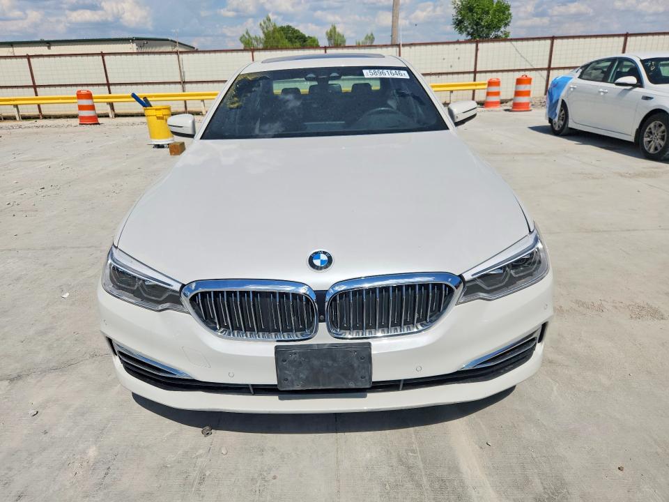 Photo 5 from auction – 2019 BMW 540 with VIN WBAJE5C5XKWE66142