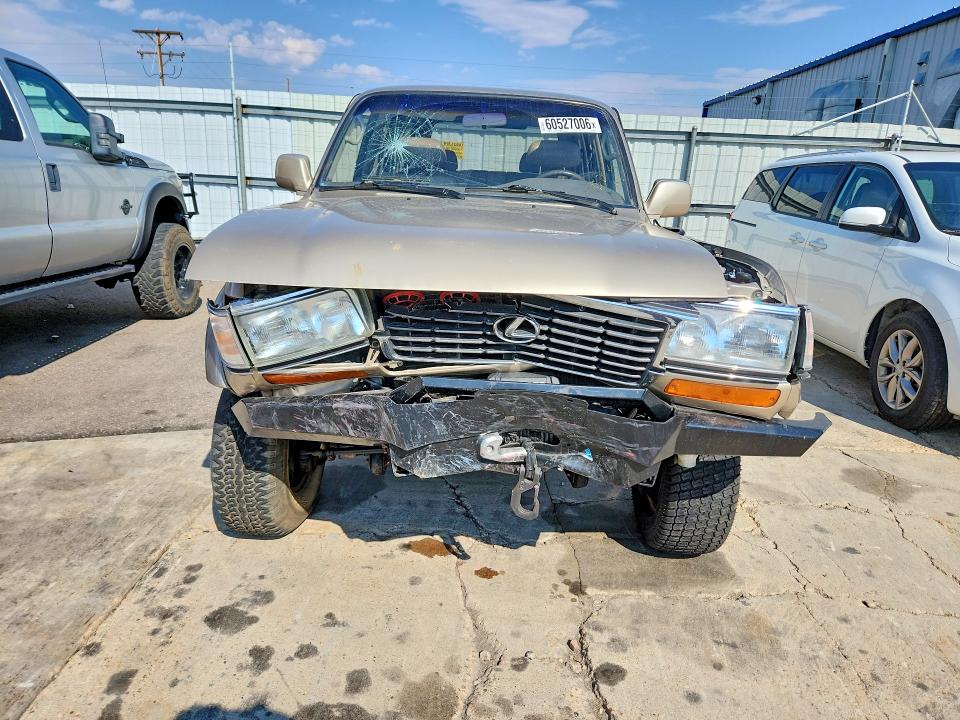 Photo 5 from auction – 1997 LEXUS LX with VIN JT6HJ88J9V0167628