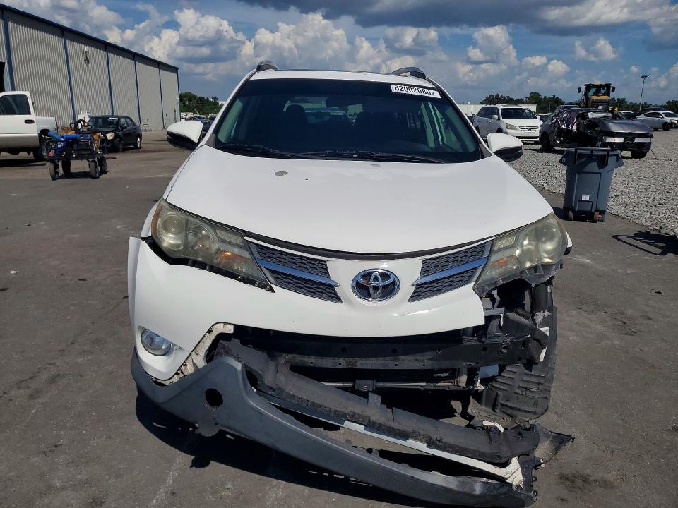 Photo 5 from auction – 2013 TOYOTA RAV4 with VIN 2T3WFREV8DW040670