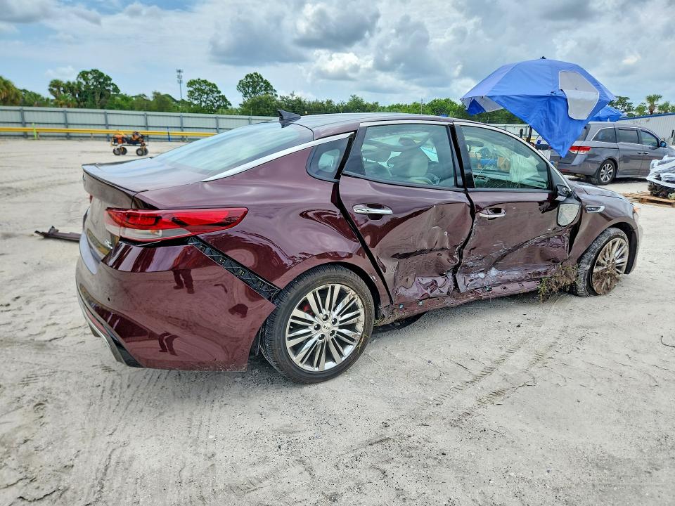 Фото 3 с аукциона – 2018 KIA OPTIMA с VIN 5XXGV4L24JG201551