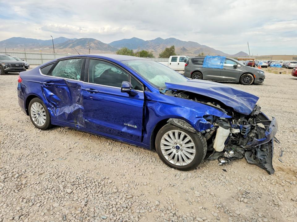 Photo 4 from auction – 2015 FORD FUSION with VIN 3FA6P0LU3FR185048