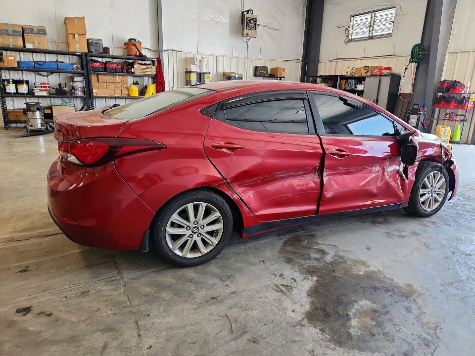 Photo 3 from auction – 2016 HYUNDAI ELANTRA with VIN KMHDH4AE6GU526546