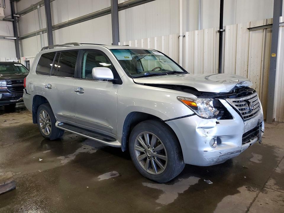 Photo 4 from auction – 2010 LEXUS LX with VIN JTJHY7AX3A4052388